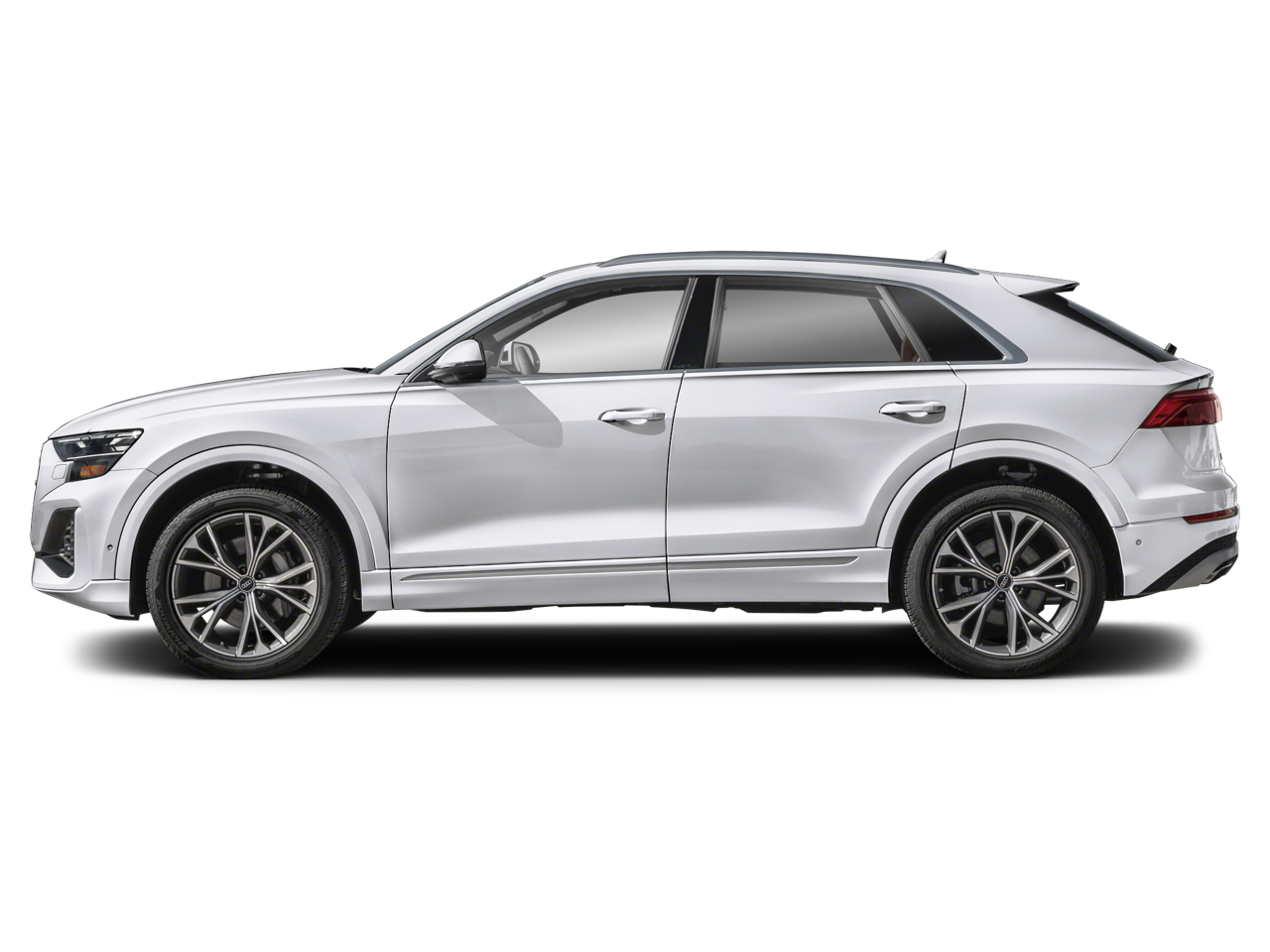 2024 Audi Q8 S Line quattro Premium Plus photo 2