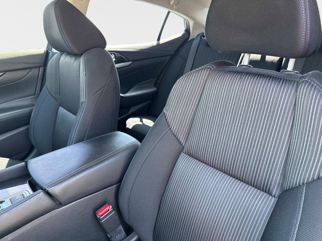 2019 Nissan Maxima S