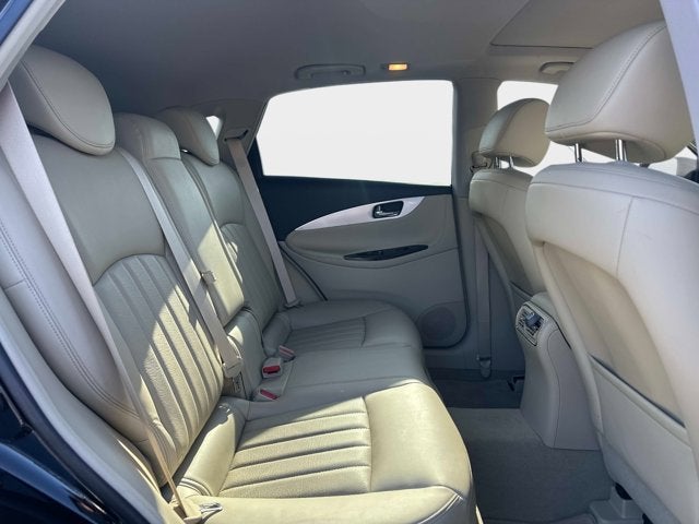 2017 INFINITI QX50 Base