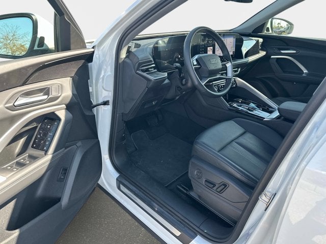2025 Audi Q5 Premium