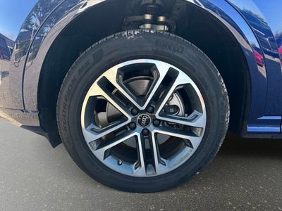 2025 Audi Q5 Premium