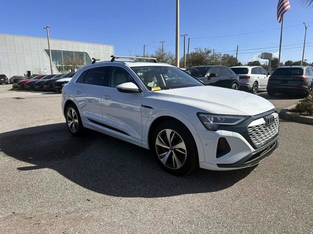 2024 Audi Q8 e-tron Premium Plus