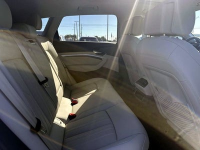 2024 Audi Q8 e-tron Premium Plus