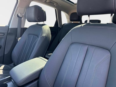 2025 Audi Q5 Premium