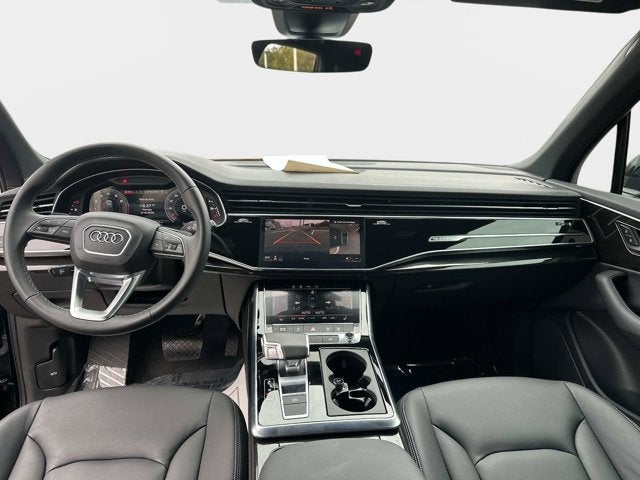 2025 Audi Q7 Premium