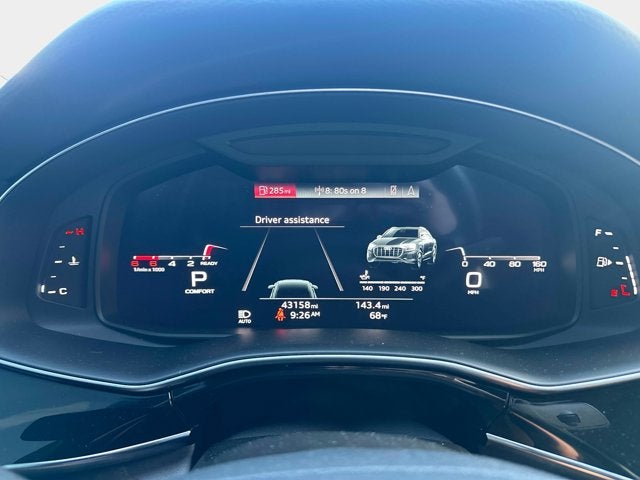 2023 Audi Q8 Premium