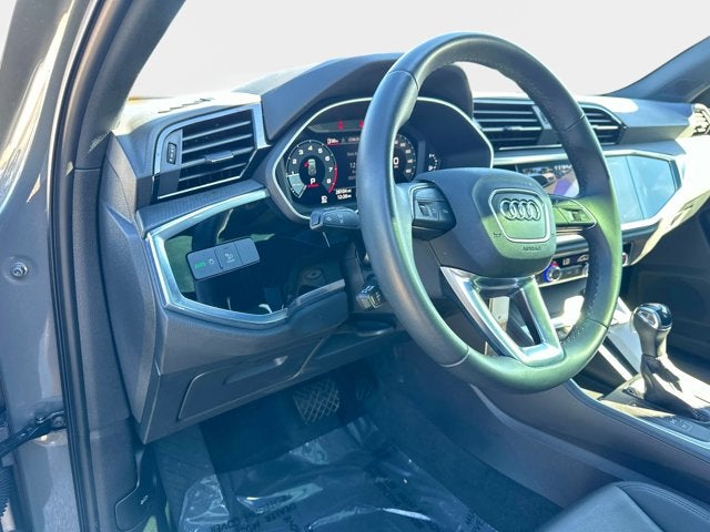 2025 Audi Q3 S line Premium