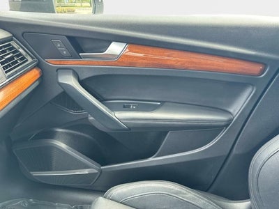 2023 Audi Q5 S line Premium Plus