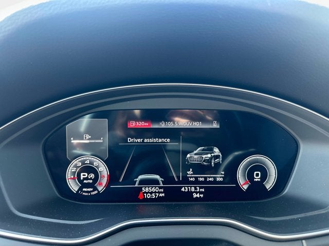 2022 Audi Q5 S line Premium Plus
