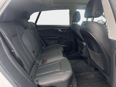2023 Audi Q8 Premium Plus