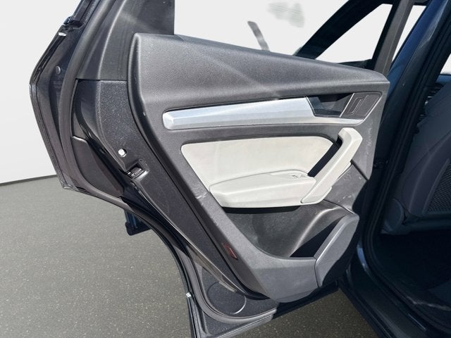 2025 Audi Q5 S line Premium