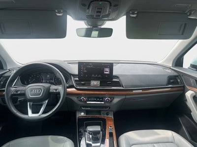 2023 Audi Q5 S line Premium