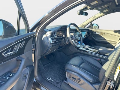 2022 Audi Q7 Premium Plus