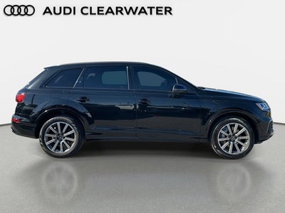 2022 Audi Q7 Premium Plus