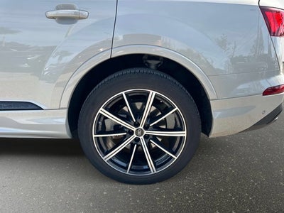 2023 Audi Q7 Premium Plus