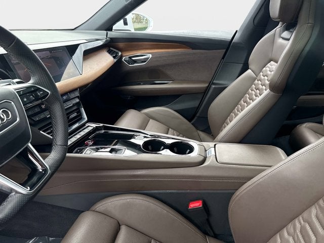 2023 Audi e-tron GT Prestige