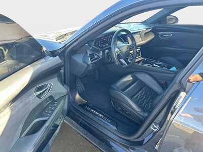 2022 Audi e-tron GT Prestige