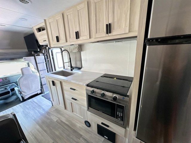 2023 Ford Forester River LE 2851S RV