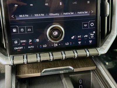 2025 GMC Acadia Denali