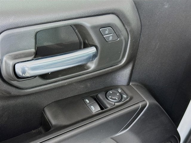 2025 GMC Sierra 2500HD Pro