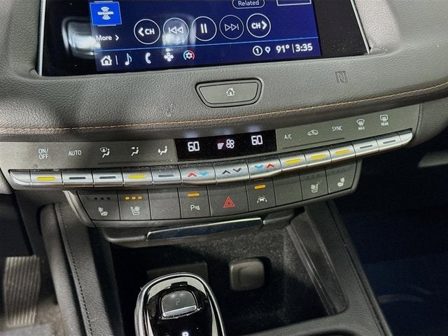 2021 Cadillac XT4 Premium Luxury