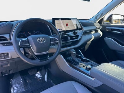2025 Toyota Highlander Limited