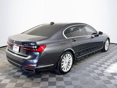 2022 BMW 7 Series 740i