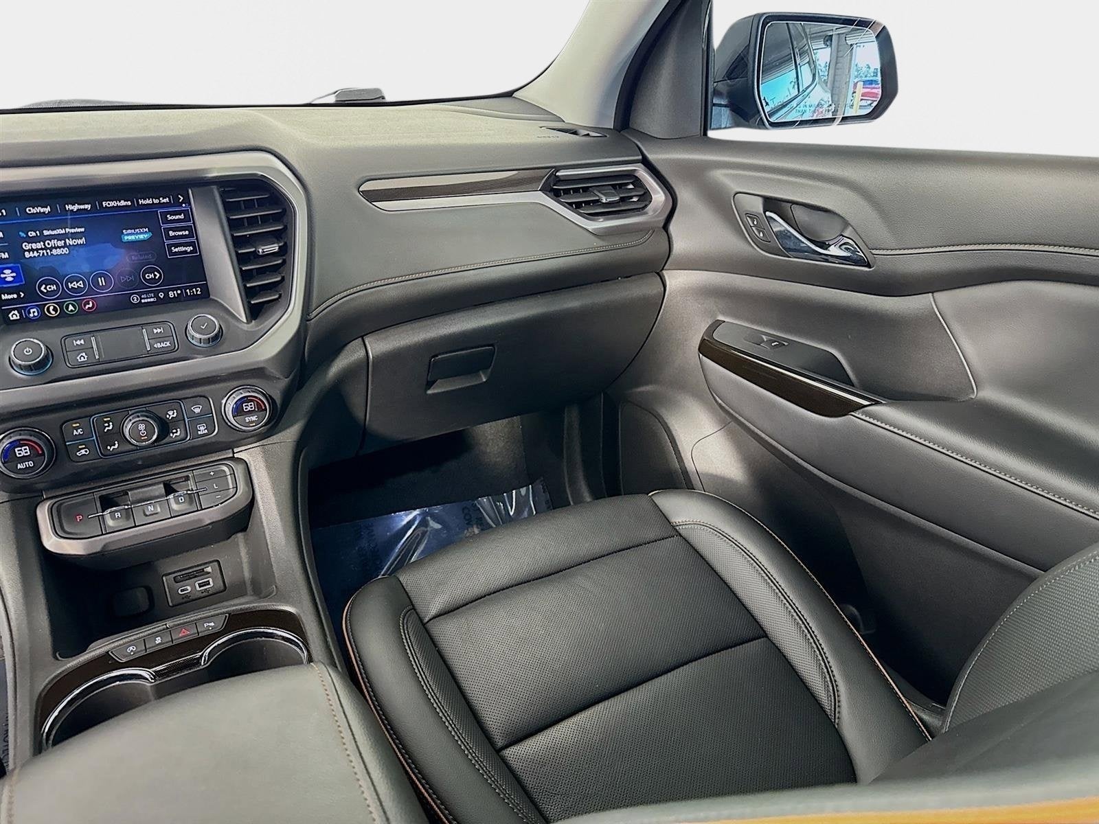 2023 GMC Acadia AT4