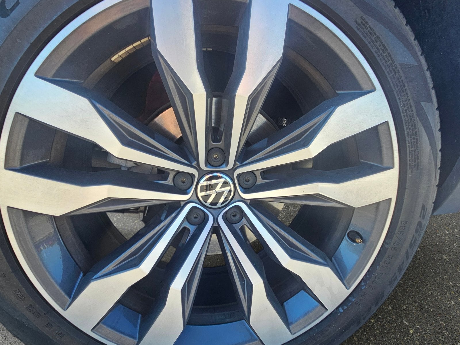 2022 Volkswagen Atlas 3.6L V6 SEL Premium R-Line