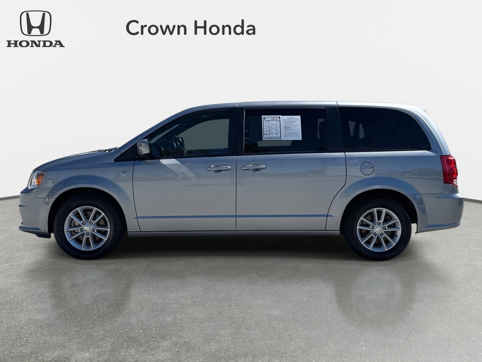 2019 Dodge Grand Caravan SE 35th Anniversary Edition
