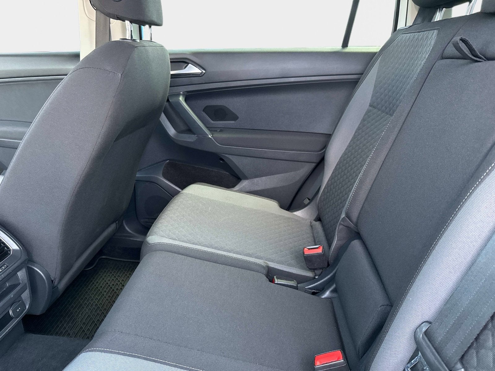 2018 Volkswagen Tiguan S