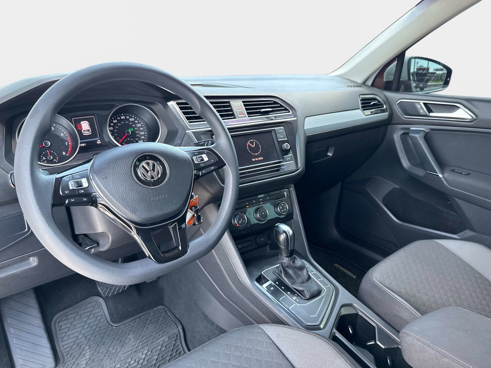 2018 Volkswagen Tiguan S