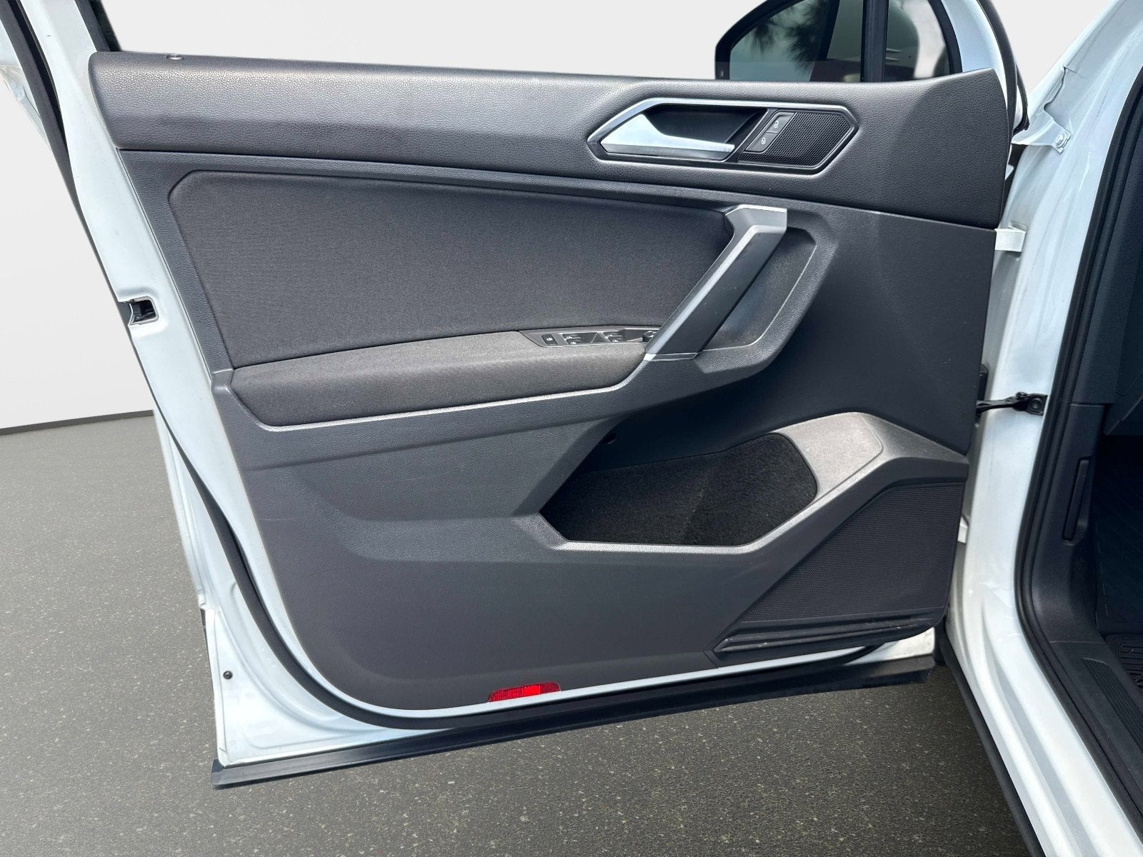 2018 Volkswagen Tiguan S