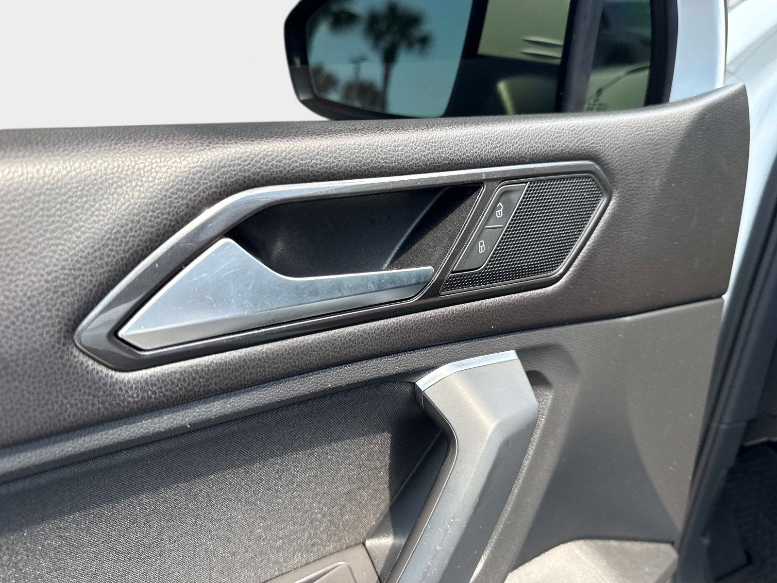 2018 Volkswagen Tiguan S