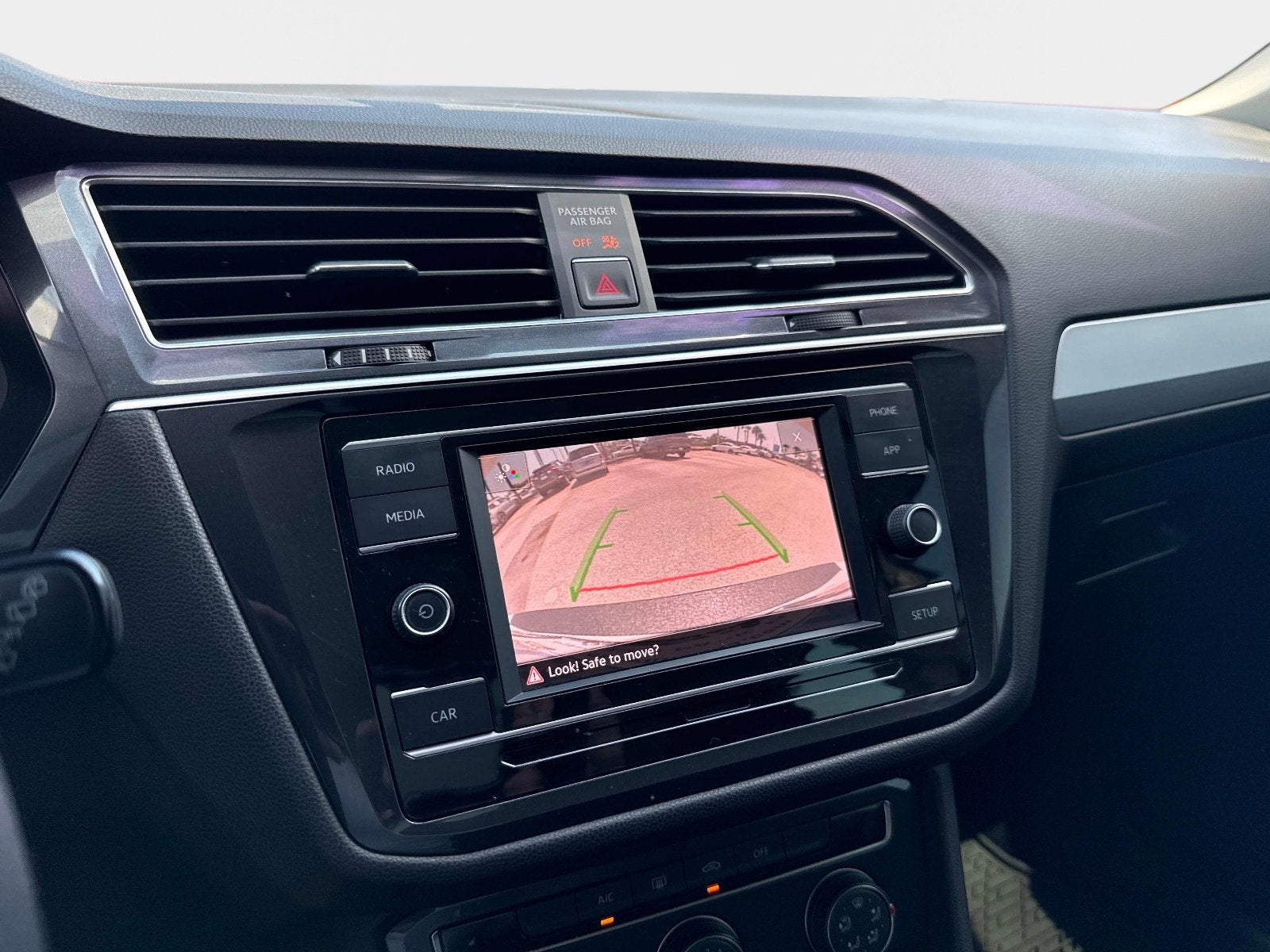 2018 Volkswagen Tiguan S