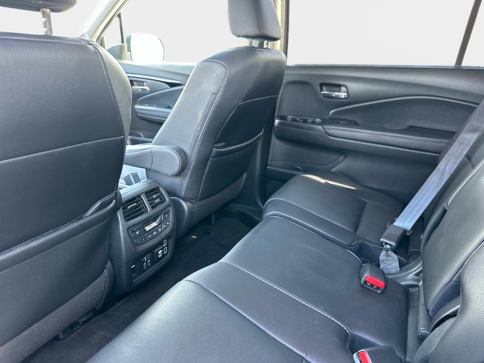 2021 Honda Pilot Touring 8-Passenger