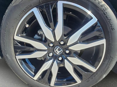 2019 Honda Pilot Touring 8-Passenger