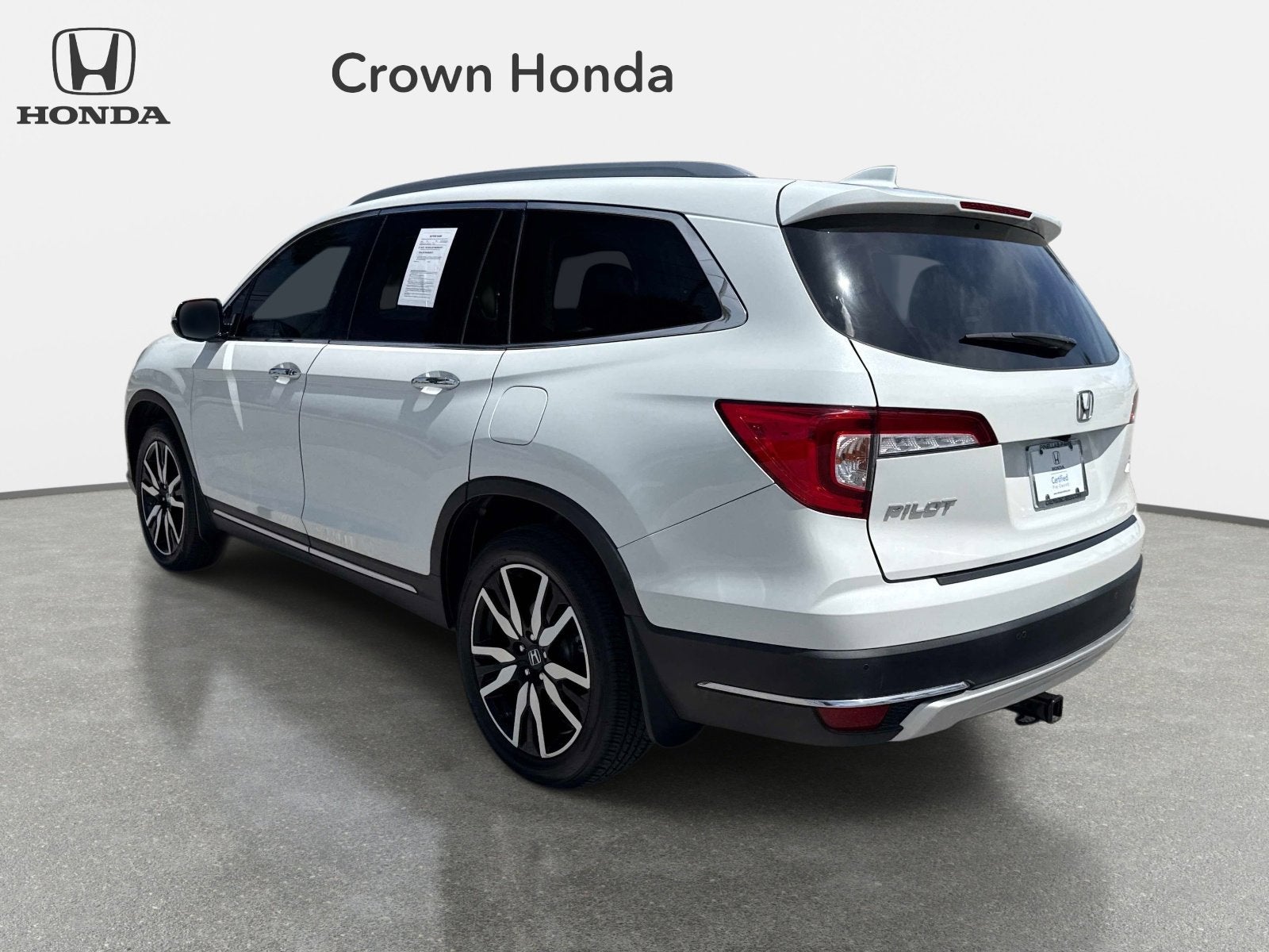 2022 Honda Pilot Touring 8-Passenger