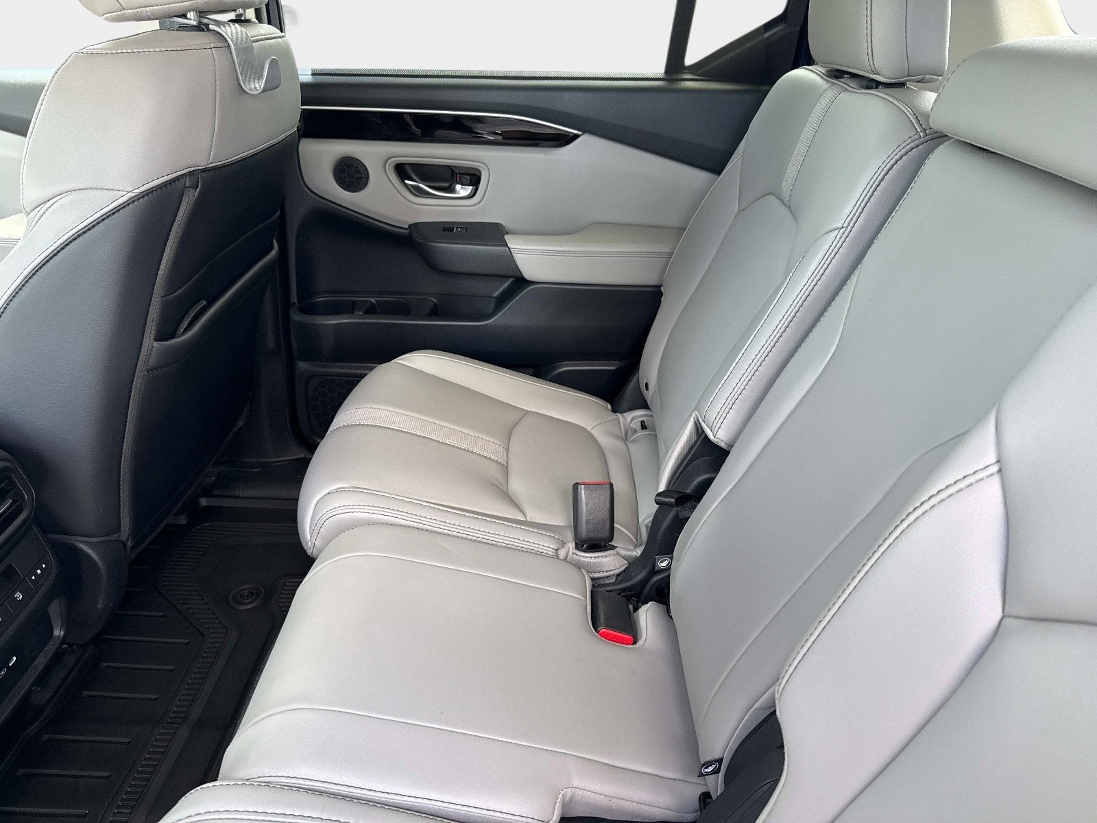 2024 Honda Pilot EX-L 8 Passenger