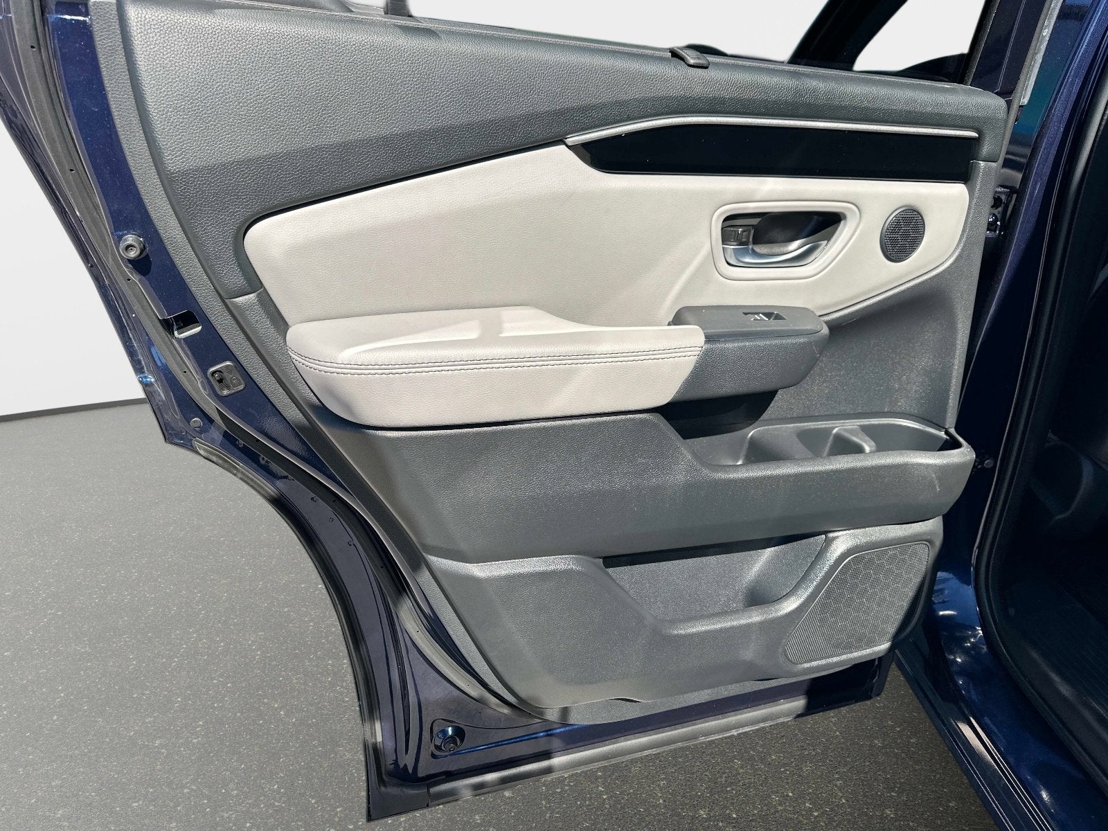 2023 Honda Pilot EX-L 8 Passenger