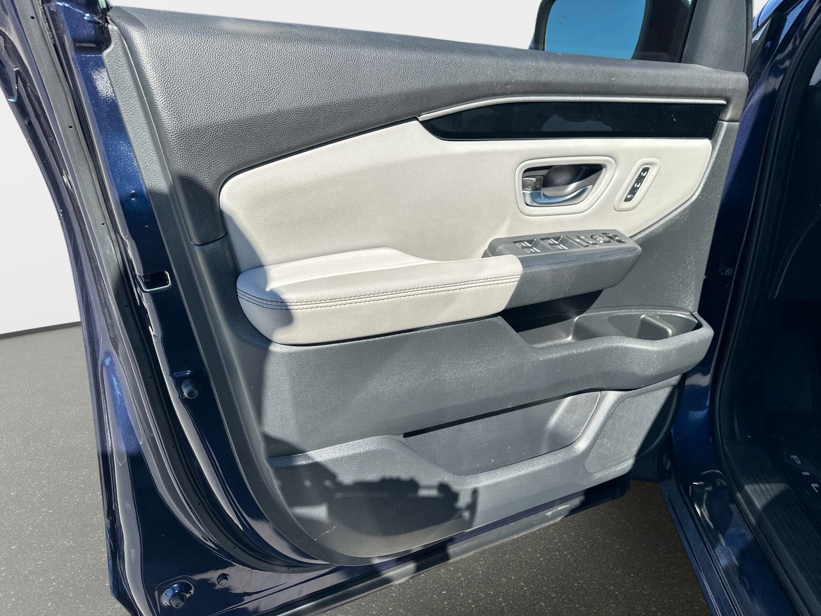 2023 Honda Pilot EX-L 8 Passenger