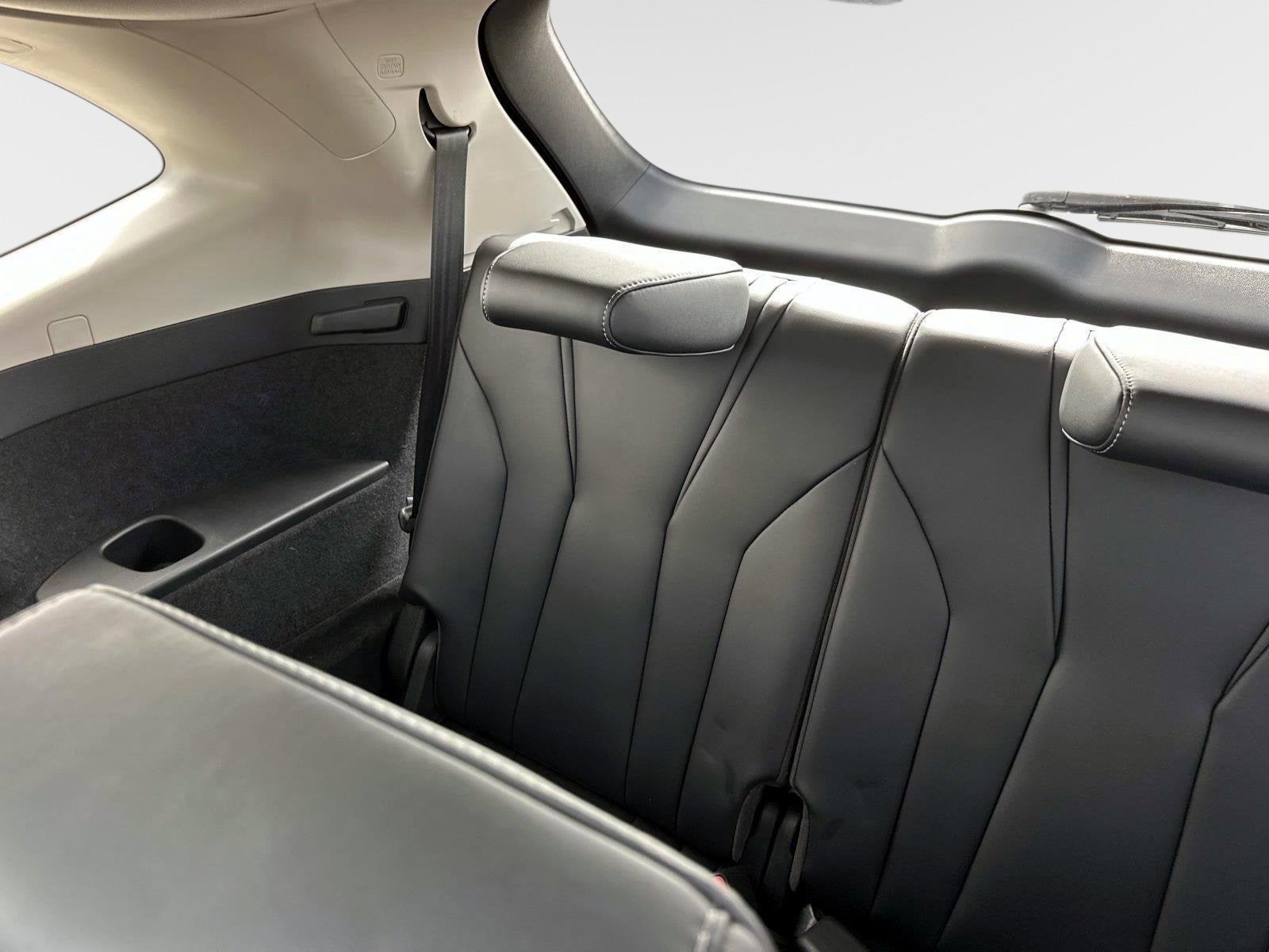 2023 Acura MDX w/Technology Package