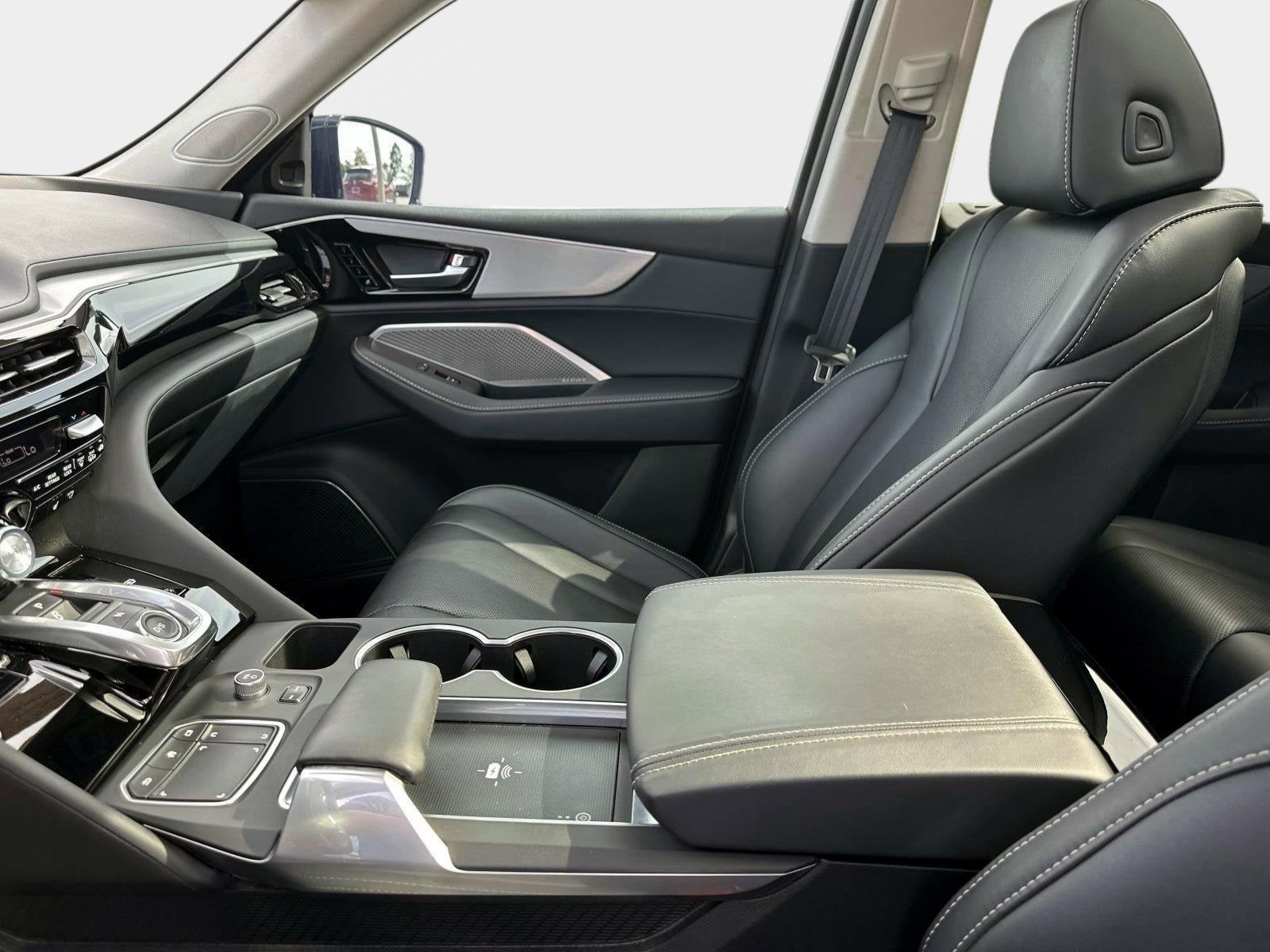 2023 Acura MDX w/Technology Package