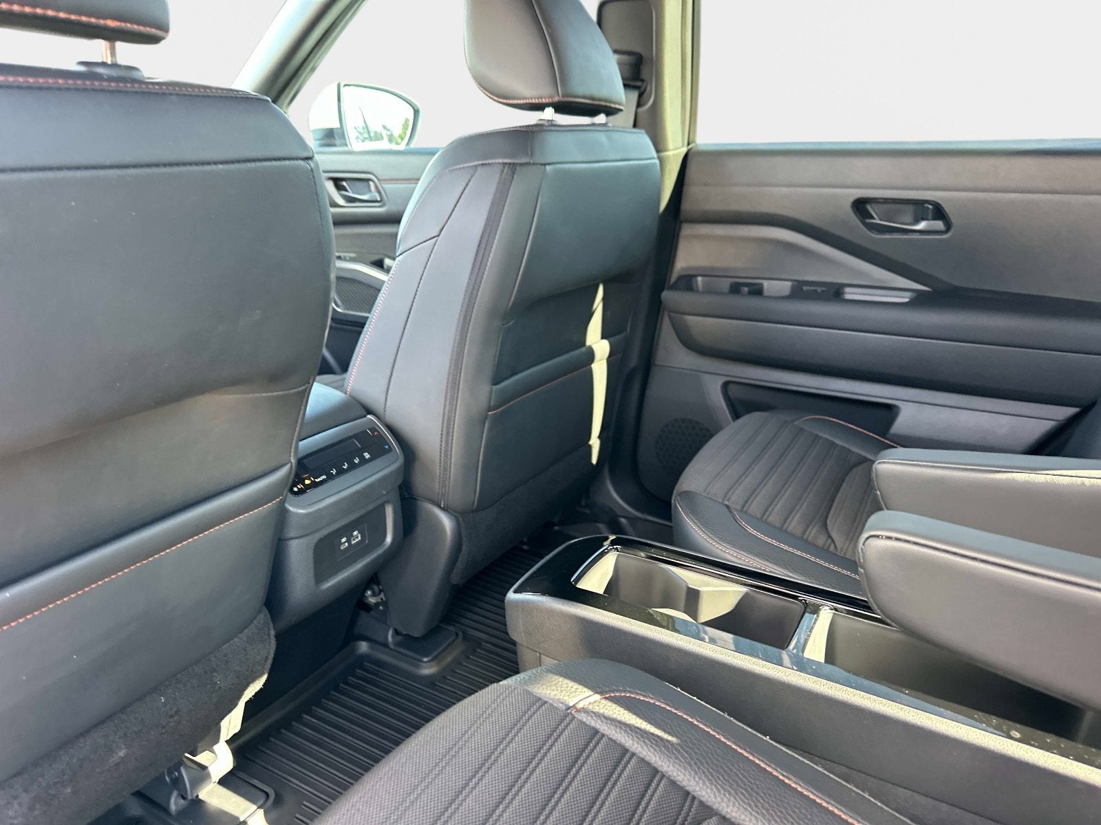 2025 Nissan Pathfinder Rock Creek