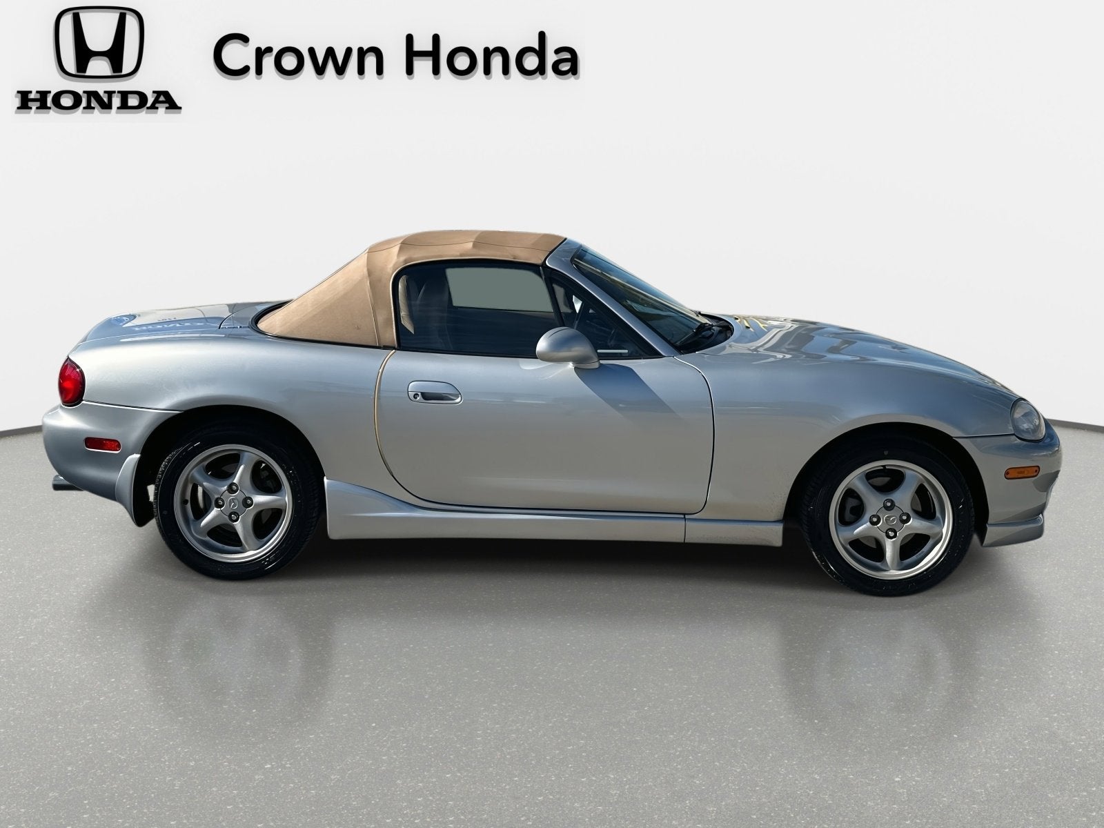 1999 Mazda Mazda MX-5 Miata Base