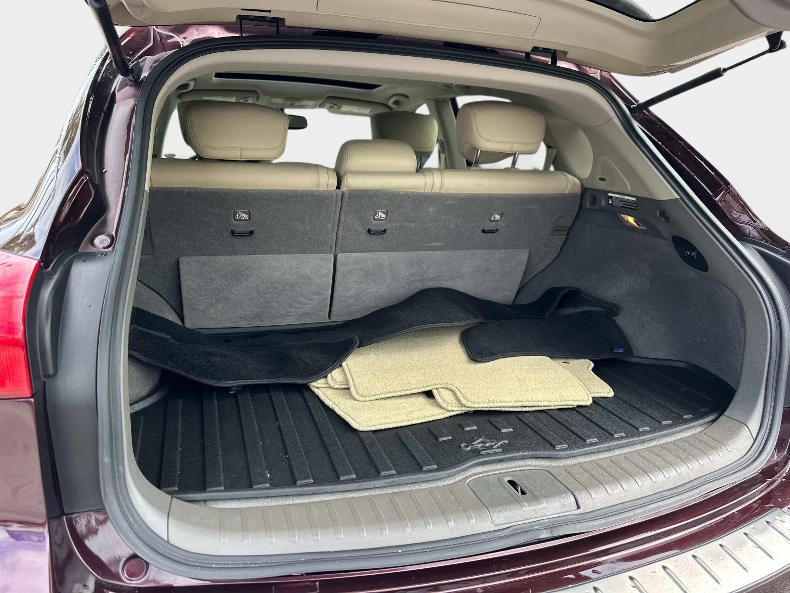 2016 INFINITI QX50 Base