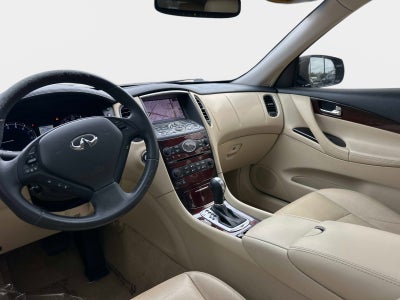 2016 INFINITI QX50 Base