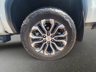 2024 GMC Canyon Denali