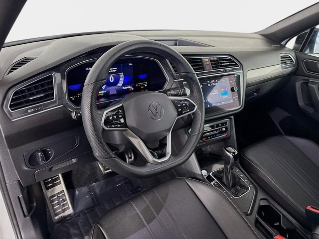 2022 Volkswagen Tiguan 2.0T SE R-Line Black
