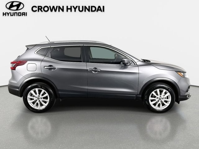 2022 Nissan Rogue Sport SV